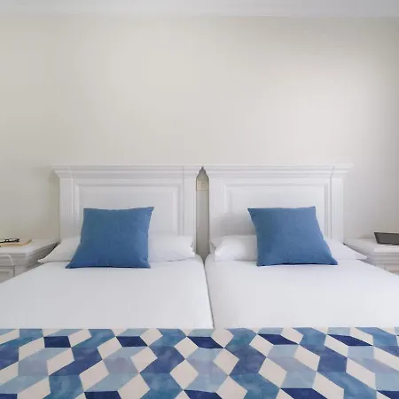 Cocoteros Puerto del Carmen (Lanzarote)